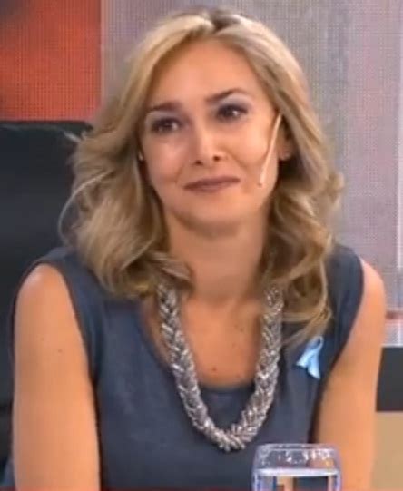 romina lachmann|Romina Lachmann es periodista y conduce todas las .